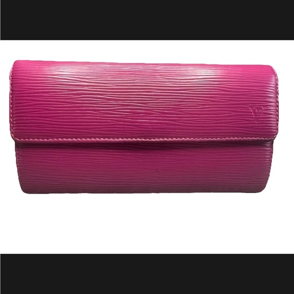 Louis Vuitton Pink Epi Leather Chain Wallet - Picture 14 of 15